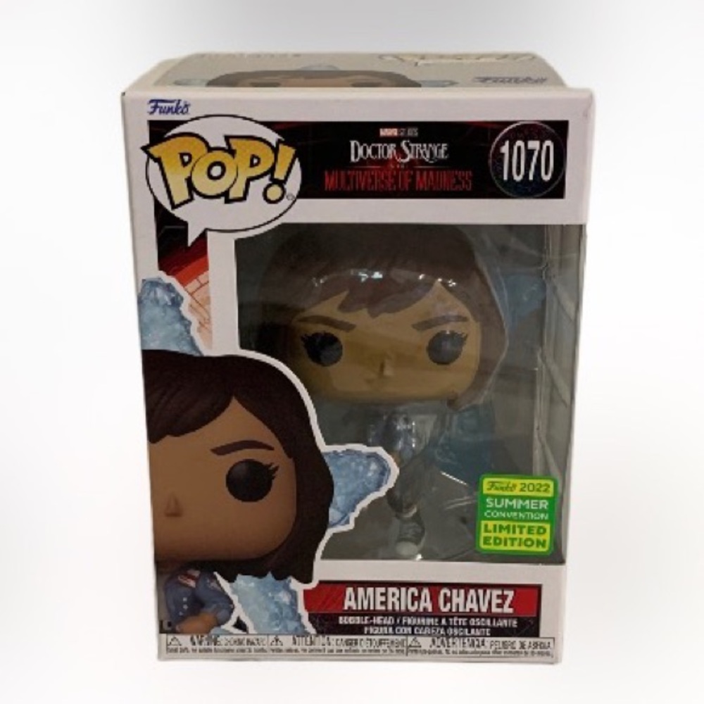 SDCC 2022 Funko Pop 1070 AMERICA CHAVEZ Comic Con Sticker Dr. Strange Multiverse